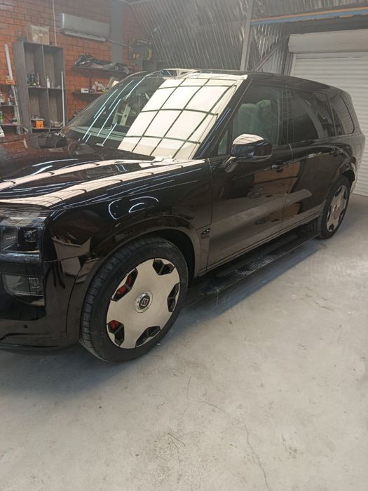 Zeekr 9x Ultra в наличии , 70 квт, майбах диски , поворот сидений