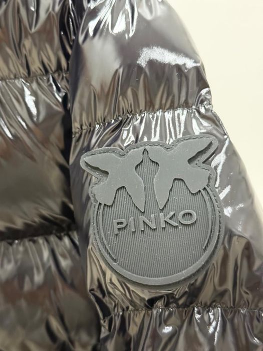 Продам курточку зима бренда Pinko