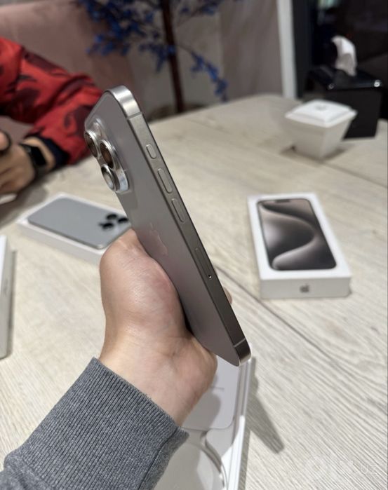 Iphone 15 pro max idel