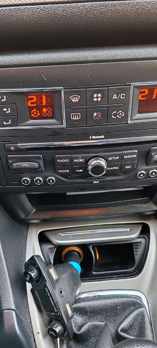 Vând Citroen C5 2009 an stare foarte buna dotări  la telefon