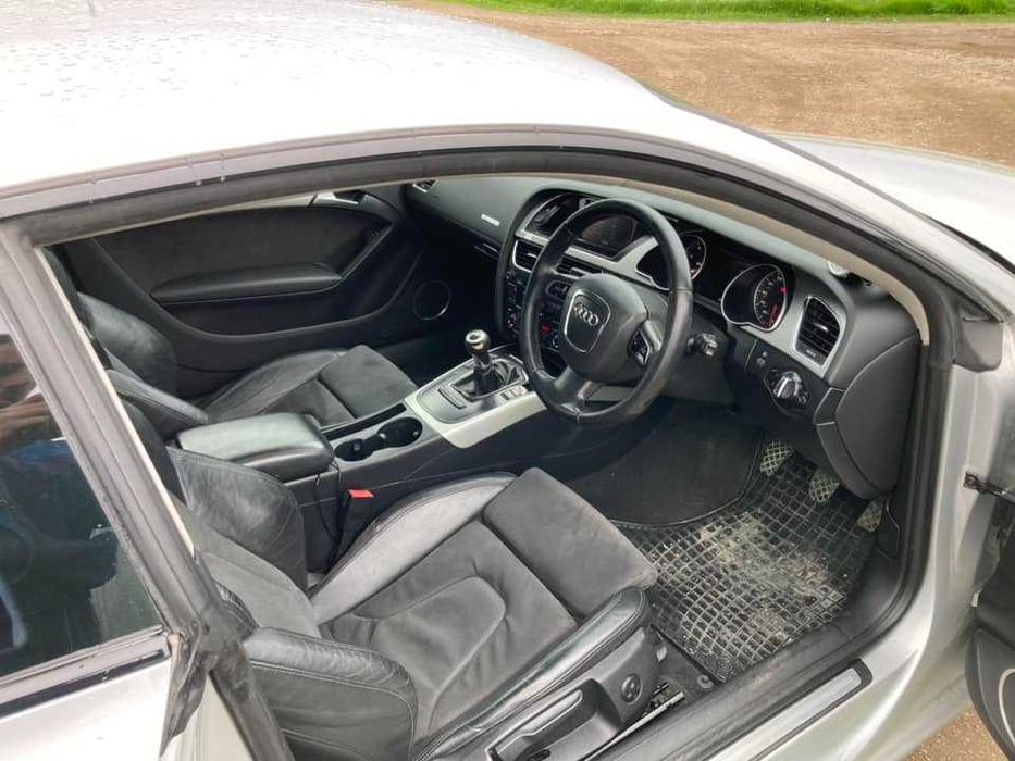 Седалки салон ауди а5 алкантара кожа рекаро s-line