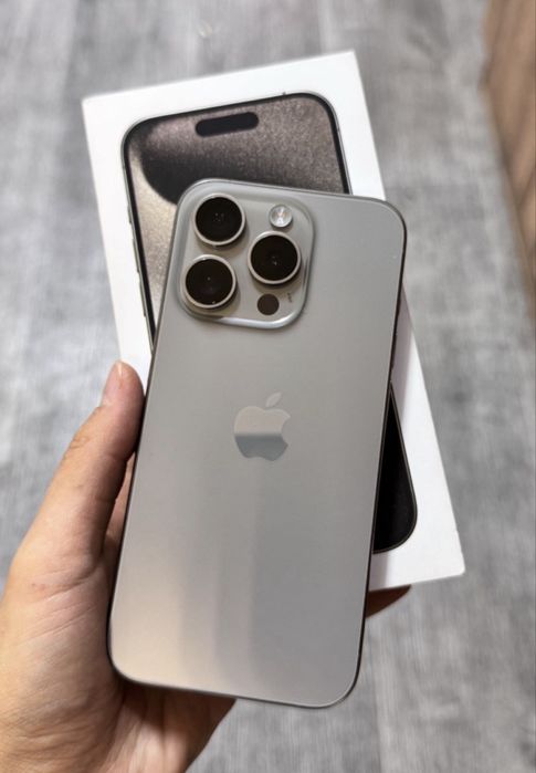 Продам Айфон 15 Про 256гб