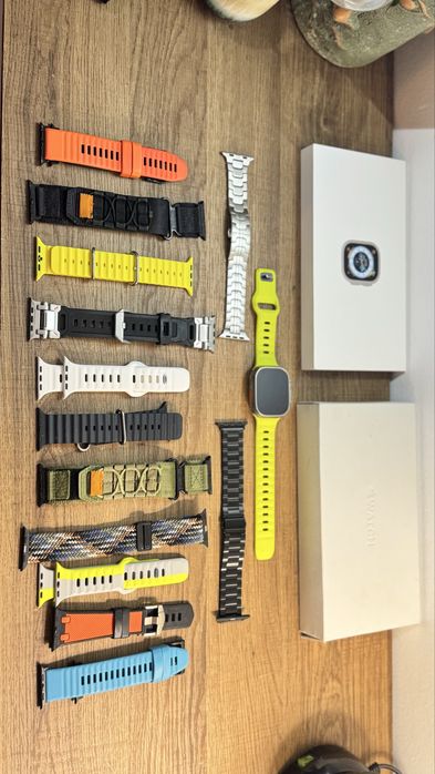 Apple Watch Ultra  + 14 curele diverse modele