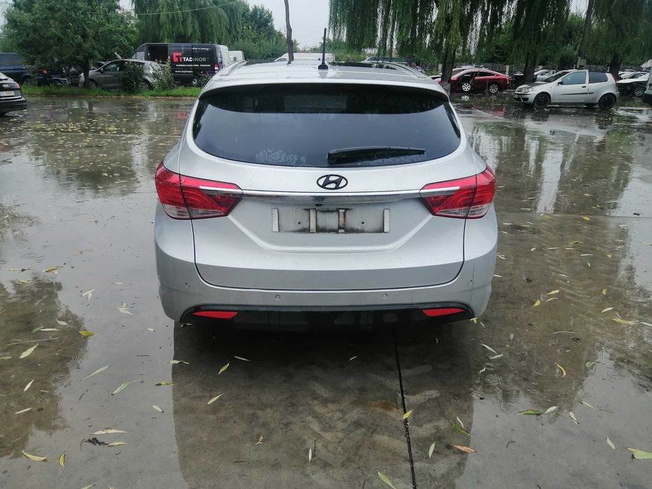 Dezmembram Hyundai I 40