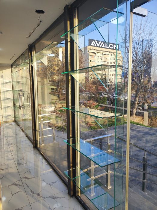 Oyna kesish xizmati Zerkila Rombik Виитрина полка. Ойначи Стеклопакет.