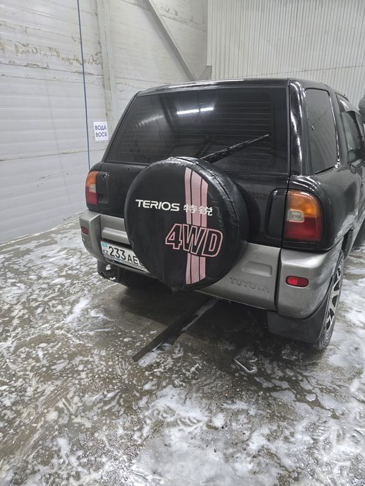 Продам тойота раф 4