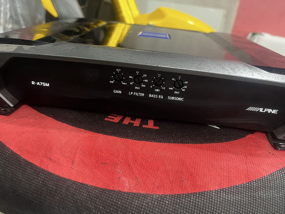 Сабвуфер Alpine750W +усилитель 1500W