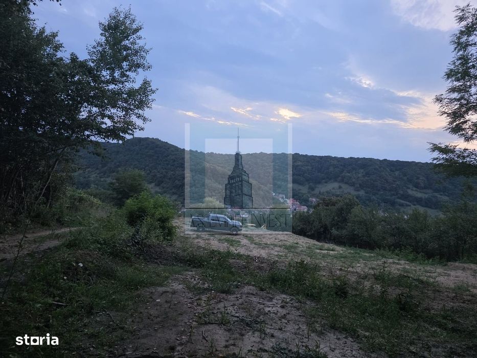 Teren intravilan de vanzare
