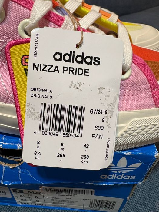 Adidas Nizza pride
