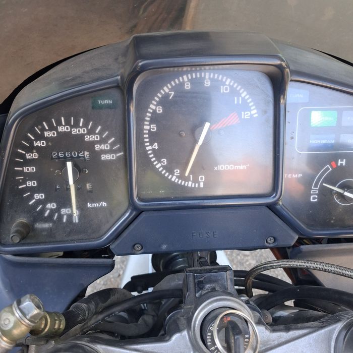 Honda VFR 750 F.