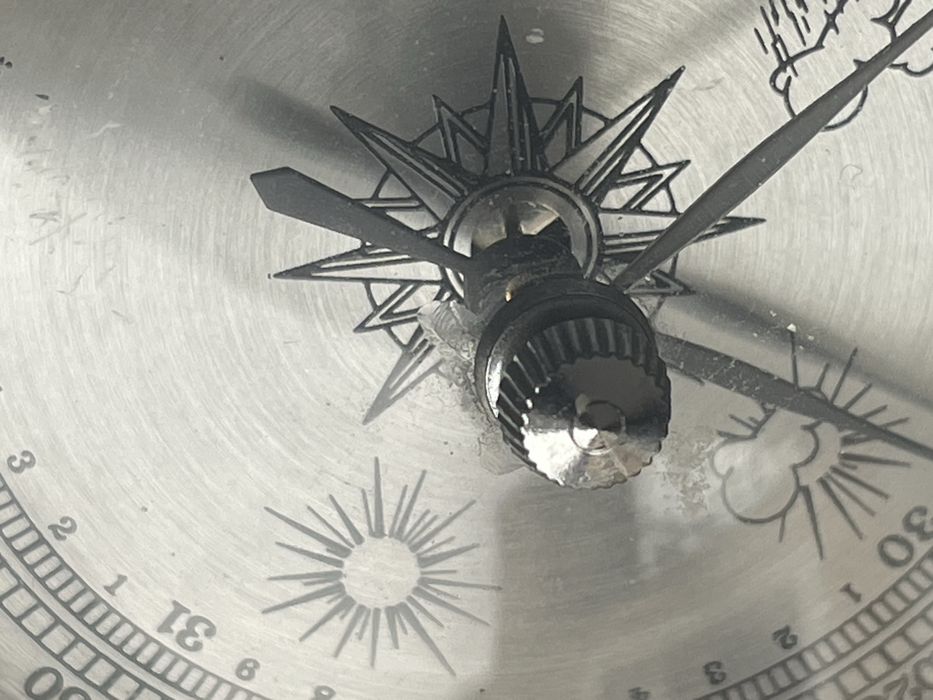 Statie meteo 100 de ani de Carl Zeiss