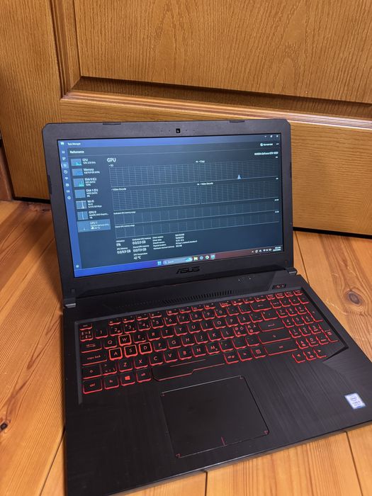 Laptop calculator pc gaming Asus Tuf FX504G i5 gtx 1050 16 gb ram