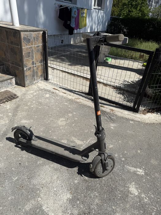Vand trotineta electrica xiaomi generatia a 2