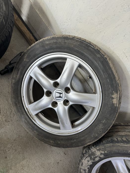 Продам диски с летней резиной