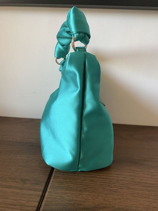 Мини дамска чанта Guess