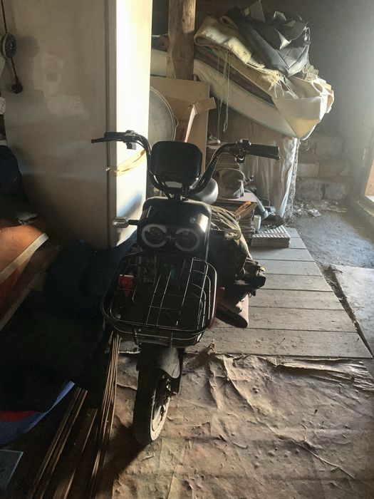 Скутер танк 108 продам