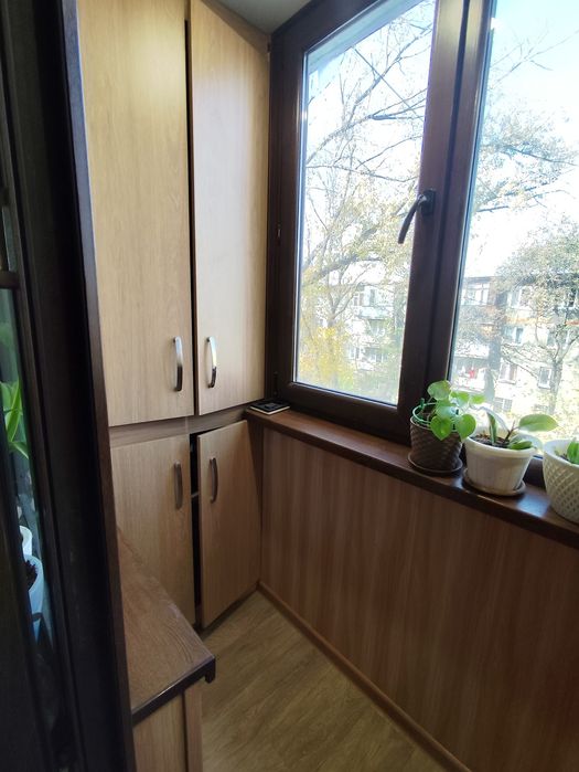 Продам трёхкомнатную квартиру