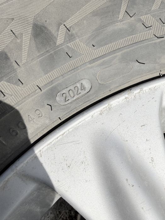Шины с дисками на Лексус РХ350