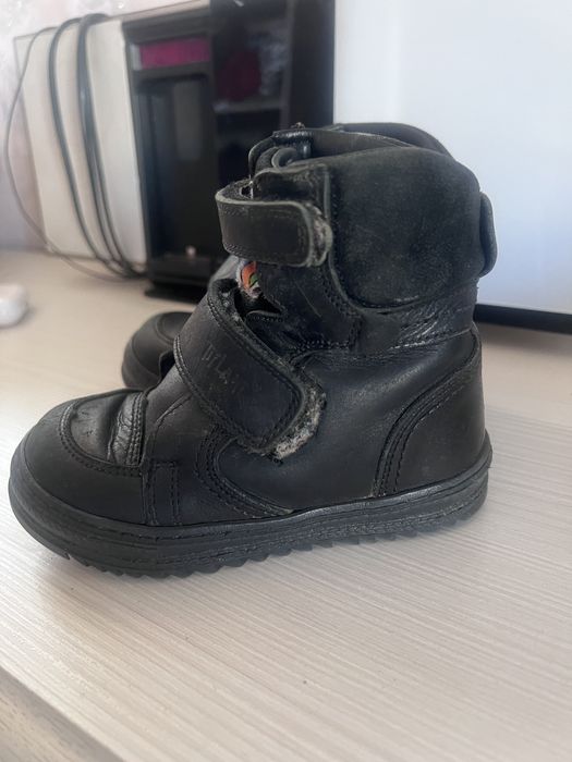 Продам зимние сапожки