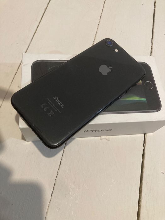 iPhone SE 2020 – Baterie 80%-pret fix 250 ron
