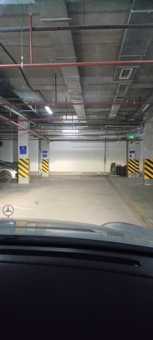 Паркинг  в самом центре