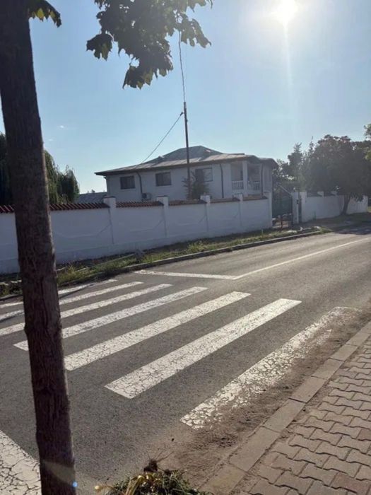 Casă spațioasă 400 mp | Teren 1200 mp | 7 Dormitoare | Focșani - Mândrești Munteni (Ideală Locuință sau Oportunitate Business / Pensiune)