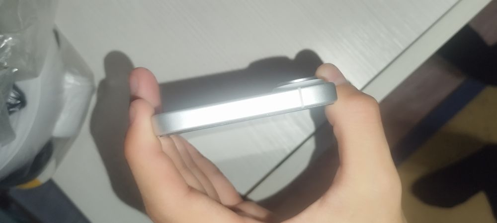 Айфон 16 128 гб акб 100%