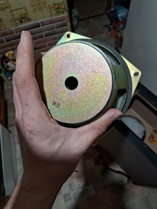 Сабвуфер в машину