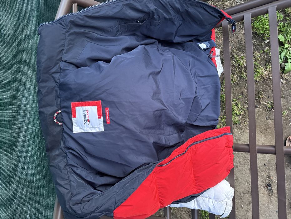 Geaca de iarna Tommy Hilfiger marimea M