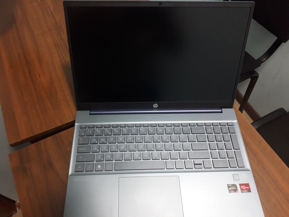 Sotiladi: HP Pavilion Laptop 15-eh1009ur