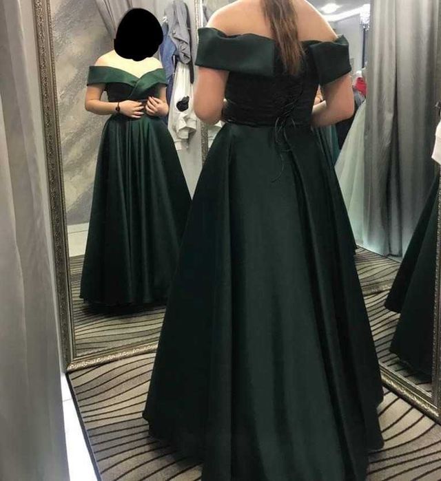 Бутикова бална рокля с опция за прибавяне на чанта