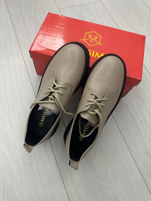 Обувь женская бежевая