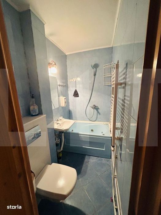 Apartament cu 3 camere si garaj, Botosani