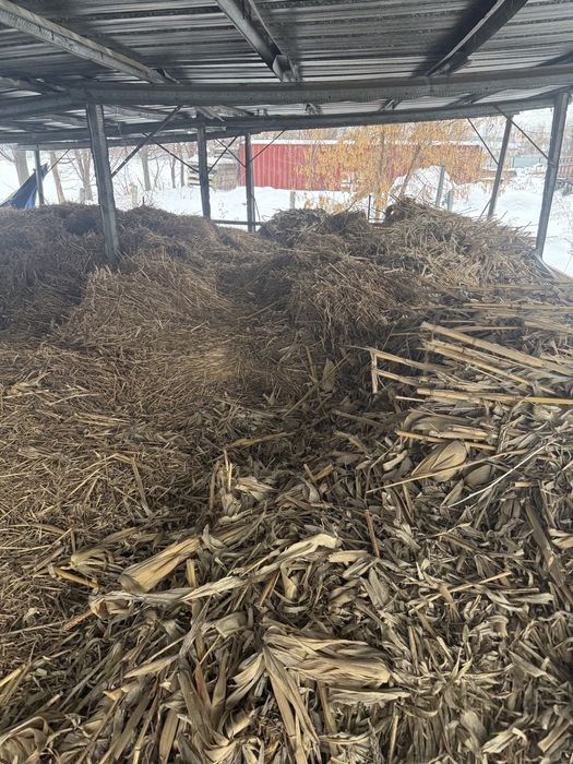 Продам соевую солому