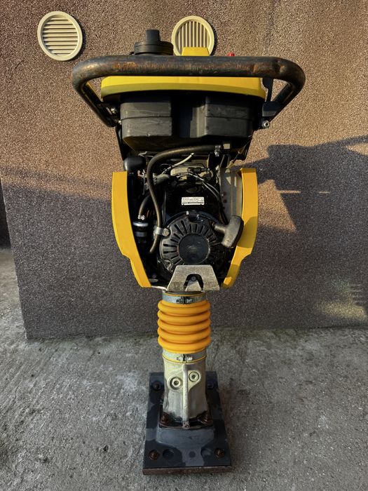 Mai compactor Bomag BT 60 58kg 3,8cai