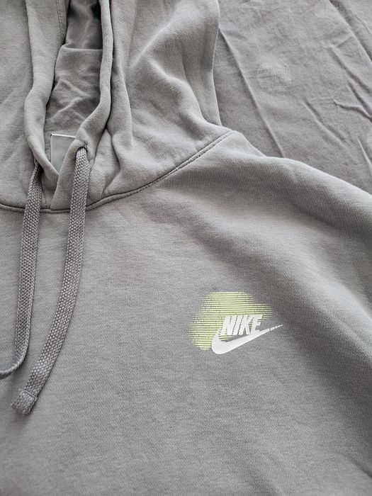 Суитчър на Nike също като нов