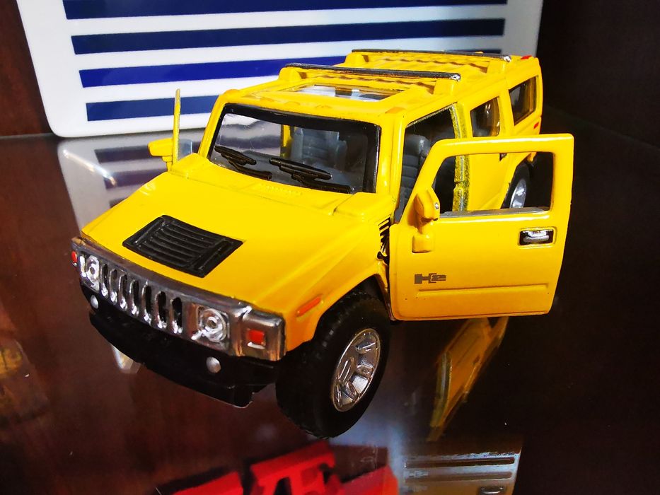 Macheta HUMMER yelow edition 1:40