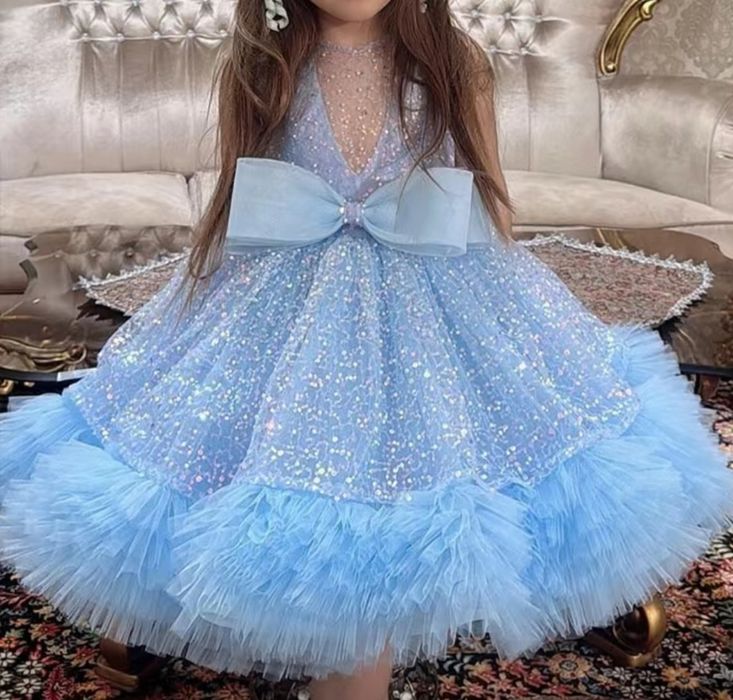 Продам праздничное платье