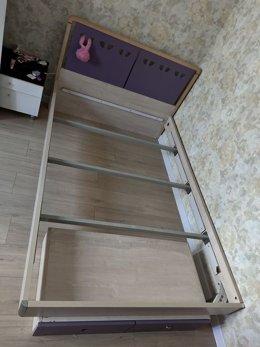 Продам кровать 120*200.