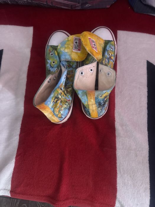 Продам обсолютно новые крутые кеды