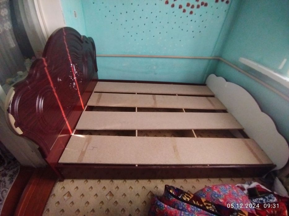 Диван сотилади ,2 кишилик холати яхши