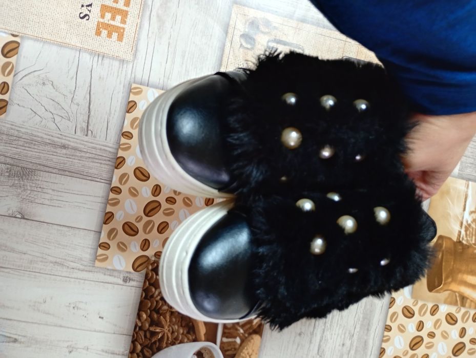 Pantofi  Nr.37 și 37,5