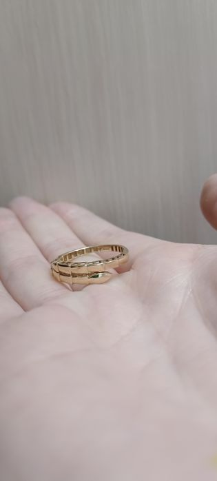 Кольцо 585 проба 18 размер 1.9 грамм