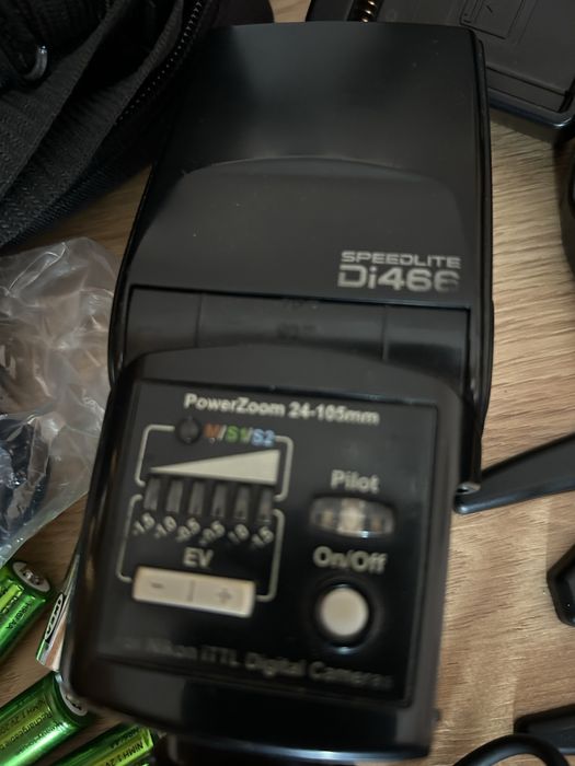 aparat foto nikon dslr 3200 set