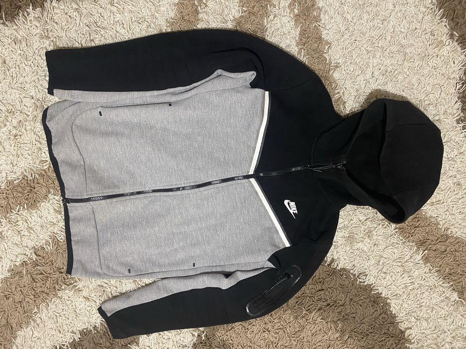 Мъжко Горнище Nike Tech Fleece Black/Grey