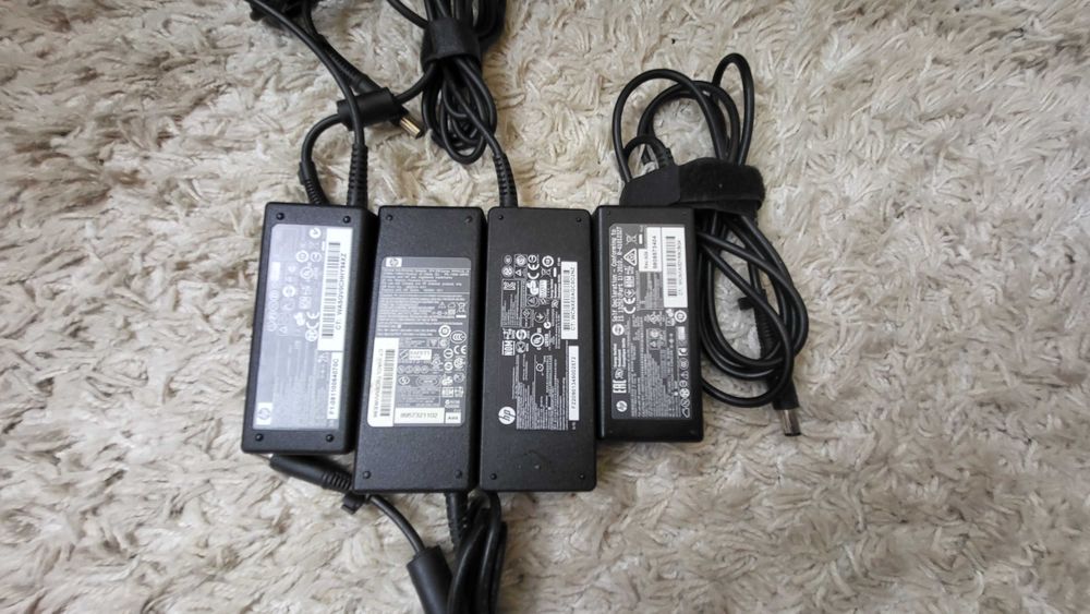 HP 65W -90W Incarcatoare leptop 18.5V & 19V & 19,5V  cu pin central