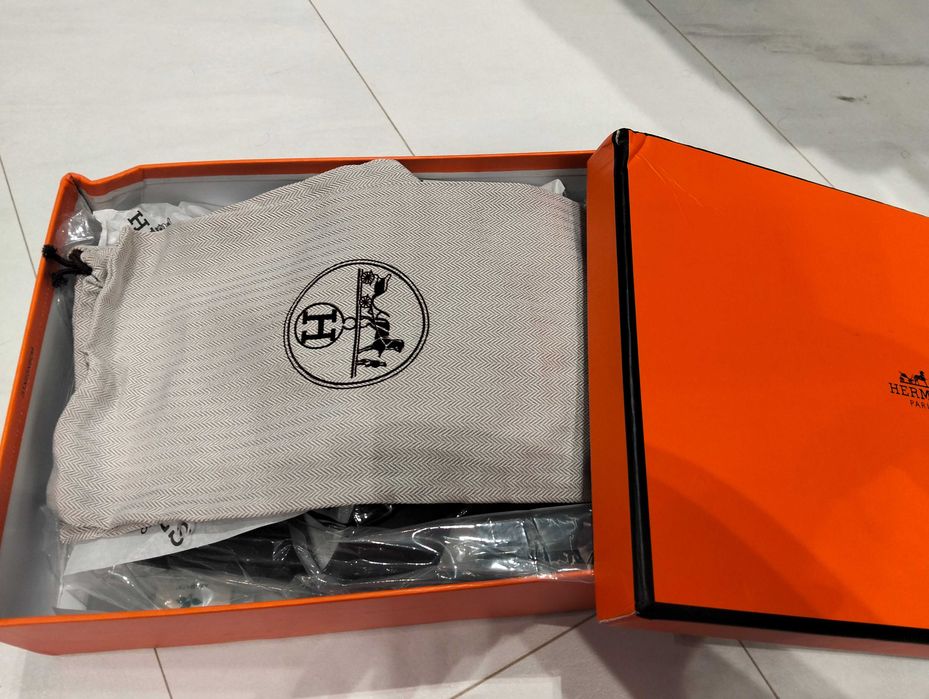 Продам Шлепанцы Hermes
