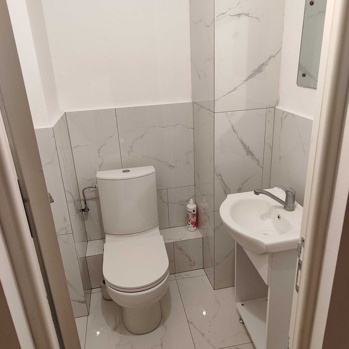 Apartament 3 camere de inchiriat