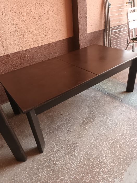 Продам 2 стола качестаенные