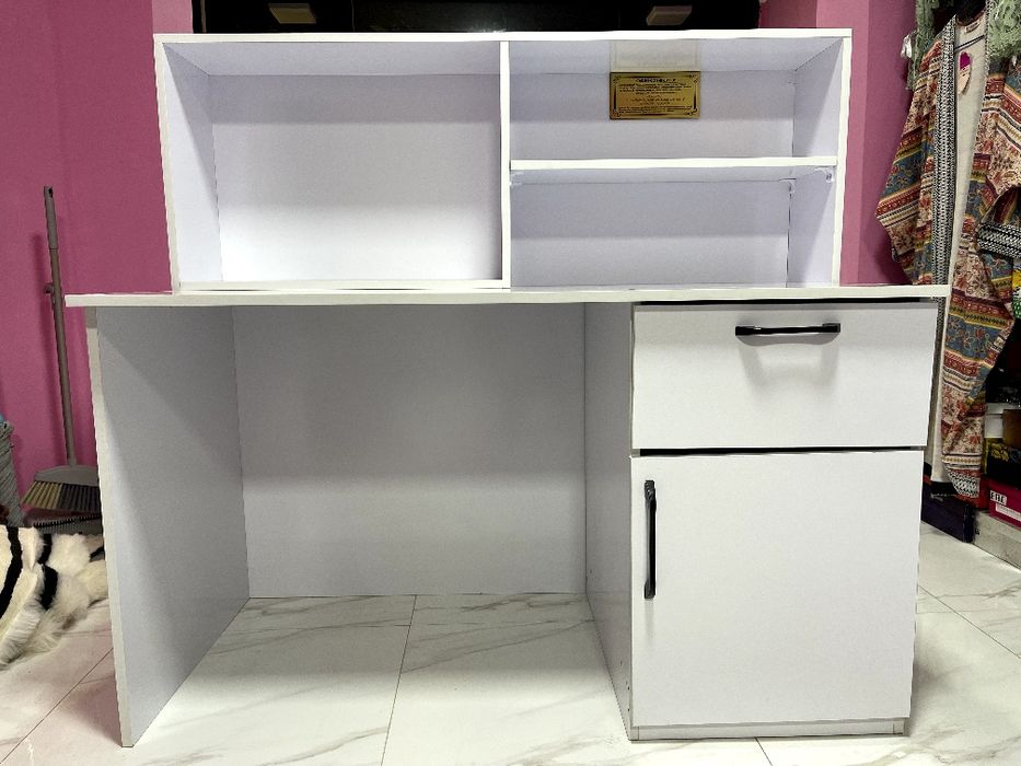 Срочно продам бар касса